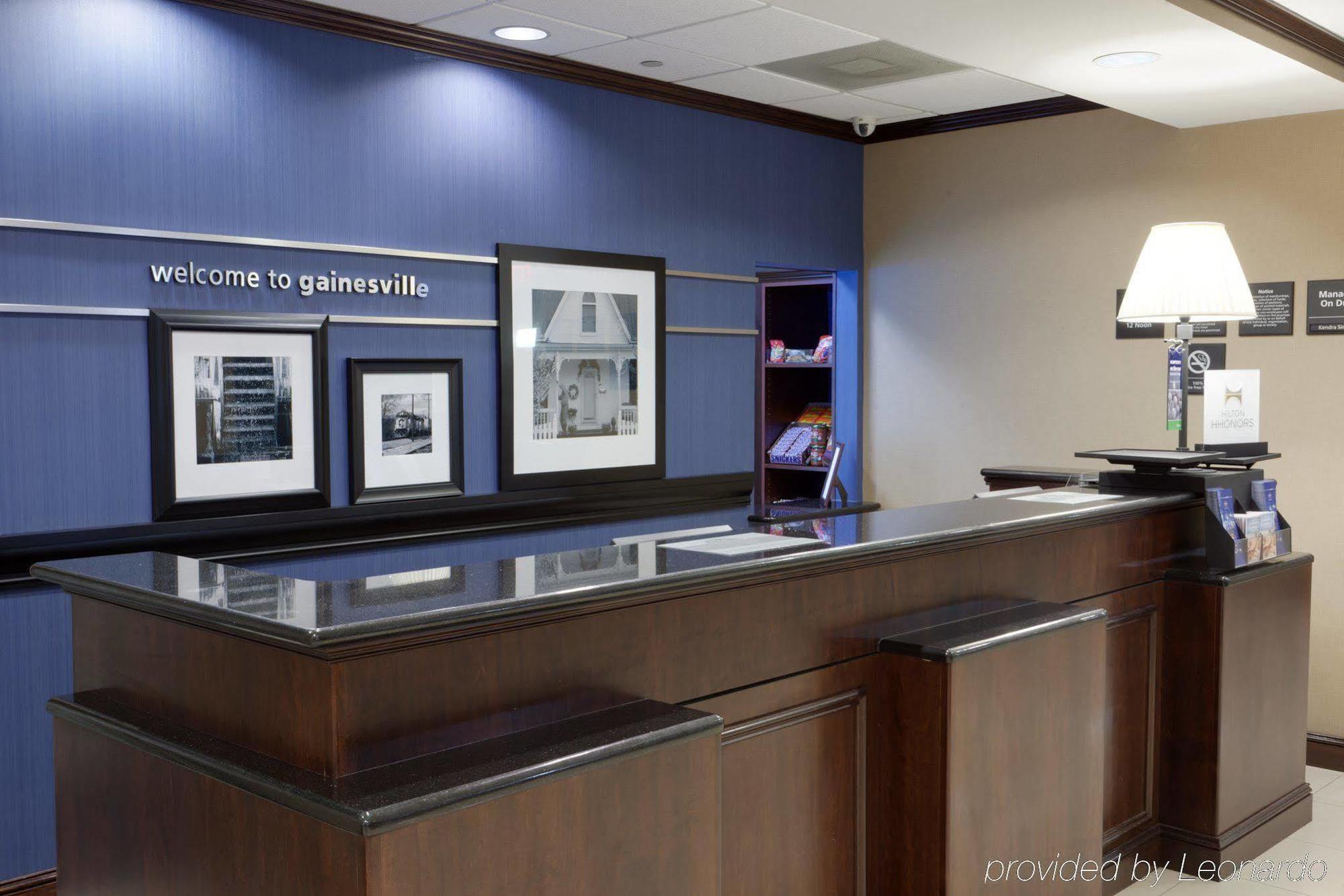 Hampton Inn Gainesville-Haymarket Екстериор снимка